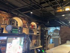-麦凯伦烧烤·精酿超级工厂店(金桥总店)