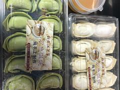 -新镇江酒家(南京西路店)