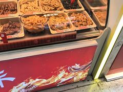 -绝味鸭脖(龙阳路生活广场店)