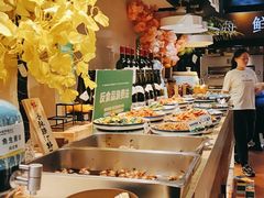 自助取餐区-亚马逊环球美食百汇(新城吾悦广场店)
