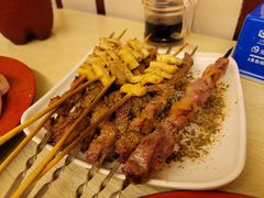 -洞庭洲·防空洞火锅·铜锅涮肉·烧烤(新百广场店)