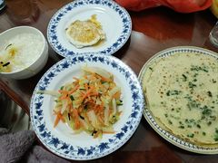 -乐禧母婴全自营月嫂(宝山店)