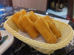 传统老面油条-小東馆(东纵路店)