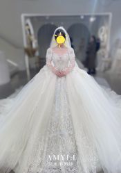 -艾米丽婚纱礼服