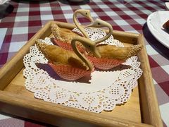 天鹅酥-邓丽君音乐主题餐厅