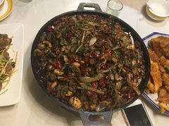-嘎吧锅私家菜馆(新村十区店)