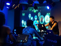 -TANGO LIVEHOUSE动感单车(巴黎春天店)