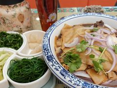 -壹阁胡羊焖饼(特色小吃街店)