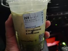 -瑞幸咖啡(石榴中心店)