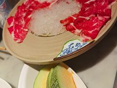-尚尚仙·酸汤猪手·猪肚鸡火锅(华联万柳购物中心店)