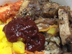 黑椒鸡腿肉拌饭-新石器烤肉(南通CBD大有境店)