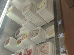-小茉庐和牛自助火锅(龙湖万达店)
