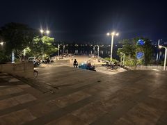 -灞河西岸滨河公园