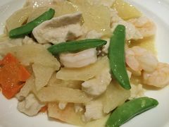 -闫府私房菜·老字号(恒隆店)