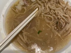 -吴越荣记苏州菜·松鼠桂鱼100%活鱼现做(斜塘老街店)