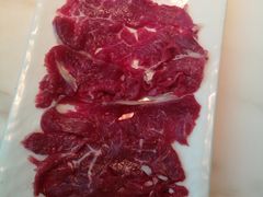 现切吊龙肉-为什么牛潮汕牛肉火锅(中信广场店)