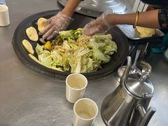 -粘豆包柴火铁锅炖
