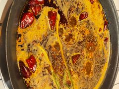 -旧街市鲜货老火锅(大光路店)