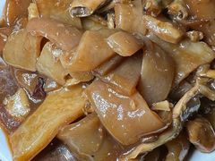 -金卯白肉罩火烧
