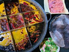 -铜元老码头鳝鱼火锅