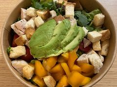 烤鸡牛油果芒果沙拉-CALIFORKS加州叉子轻食(朝阳门店)