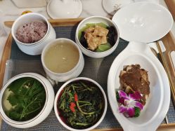 -安雅国际月子会所(拱北森宇富通店)