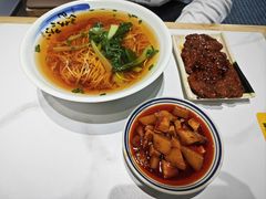 -得得本帮面馆(台儿庄路店)