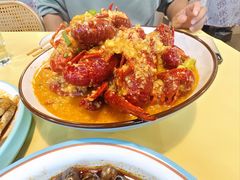 金牌蒜香小龙虾-小田油焖小龙虾(双井店)