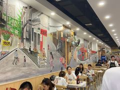 大堂-江城燕子大排档(江汉路步行街店)