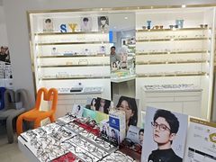 -视野联行眼镜蔡司·依视路官方授权店(顺城店)