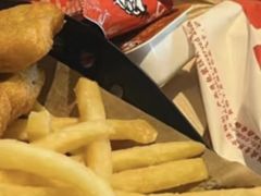 -肯德基(洛川店)