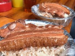 -梁阿婆廿年老牌扣肉糯米饭
