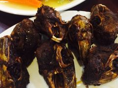 -老鼎万春卤菜(鹭湖宫8区店)