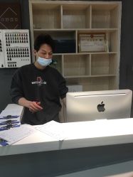 -藤野造型·烫发染发