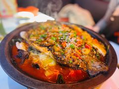 -鸣记脆皮烤鱼·海鲜烤鱼(三八广场店)