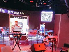 -粉墨特色菜·烧烤音乐酒馆