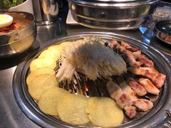 -韩聚屋韩国烤肉餐厅(新北万达店)