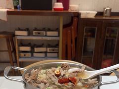 -犇逸·乐山跷脚牛肉·四川现炒(览海店)