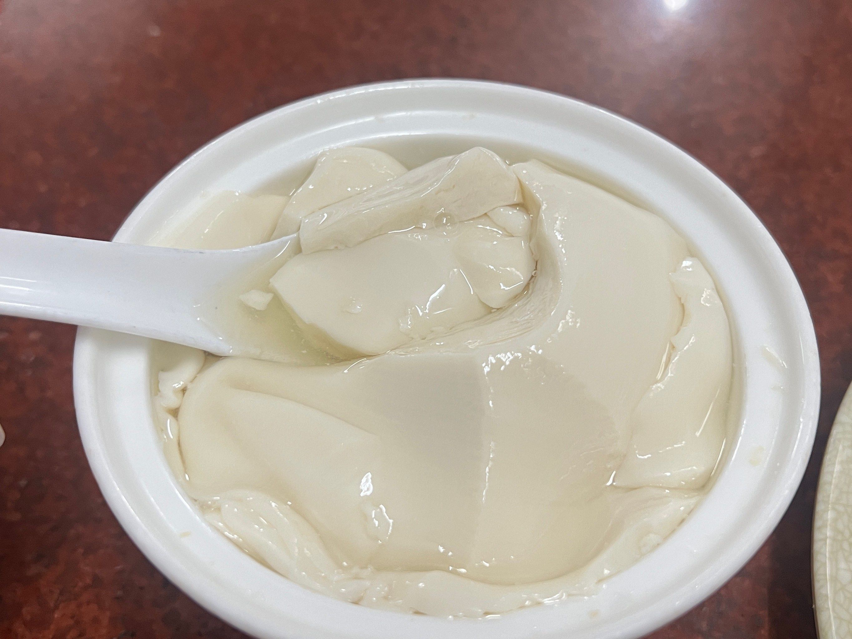 吃完这碗豆腐花,真的非常羡慕万江人民