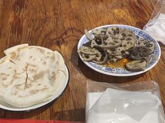 -李双猪·小龙虾·烧烤·羊肉煲(乐山店)