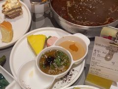-黑金·寻焰自助百汇·烤肉·火锅(中街店)