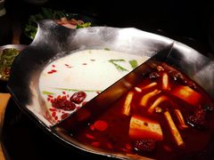 -湊湊火锅·茶憩(杭州湖滨银泰in77店)