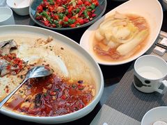 -江上荟·创意中国菜(绿地缤纷城店)