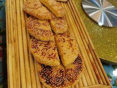 -闯关东东北农家菜(崂山石老人店)