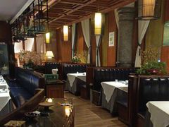 -八府香鸭·啫啫煲(华山路店)