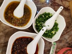 -鲁朗纳麦石锅鸡庄园