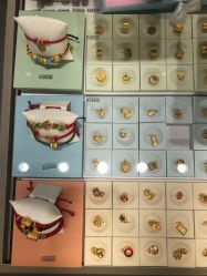 -周大福CHOW TAI FOOK(长寿路189弄购物中心店)