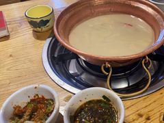 -阿婆情腊排骨火锅(金虹路店)