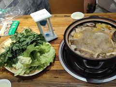 -菌之家·专业纯野生菌火锅·特色炒菌