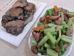芹菜花生-三盛楼饭店(四流中路店)